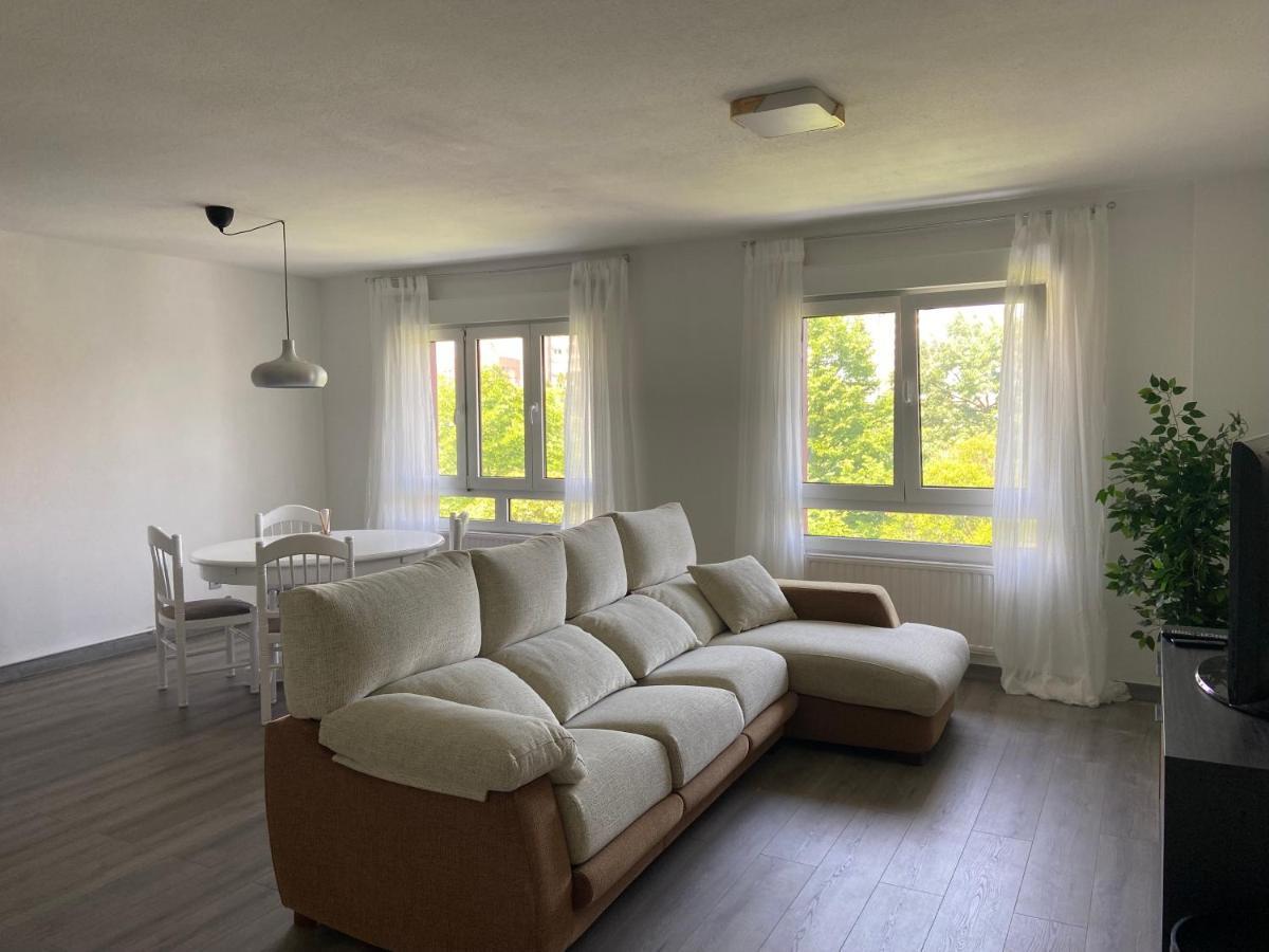 173A Amplio Apartamento Moderno Хихон Экстерьер фото